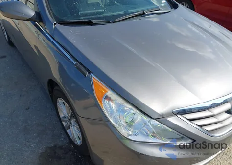 2013 Hyundai Sonata Gls z USA, uszkodzony, nr VIN 5NPEB4AC2DH722370